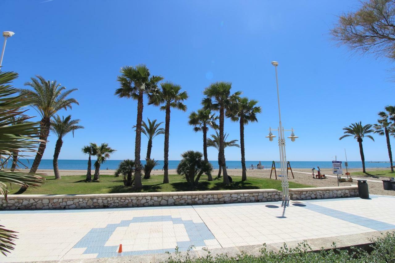 Playa De La Misericordia Apartment Málaga